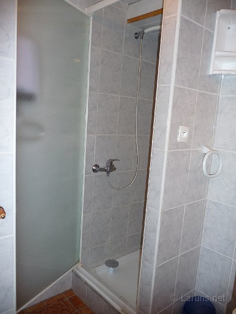 17 05 2008 APPARTEMENT PON 009.jpg - Douche